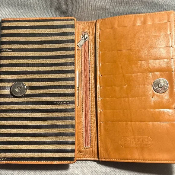 Vintage Fendi Wallet • Pequin Stripe Canvas & Tan Leather • Made in Italy - Picture 3 of 16